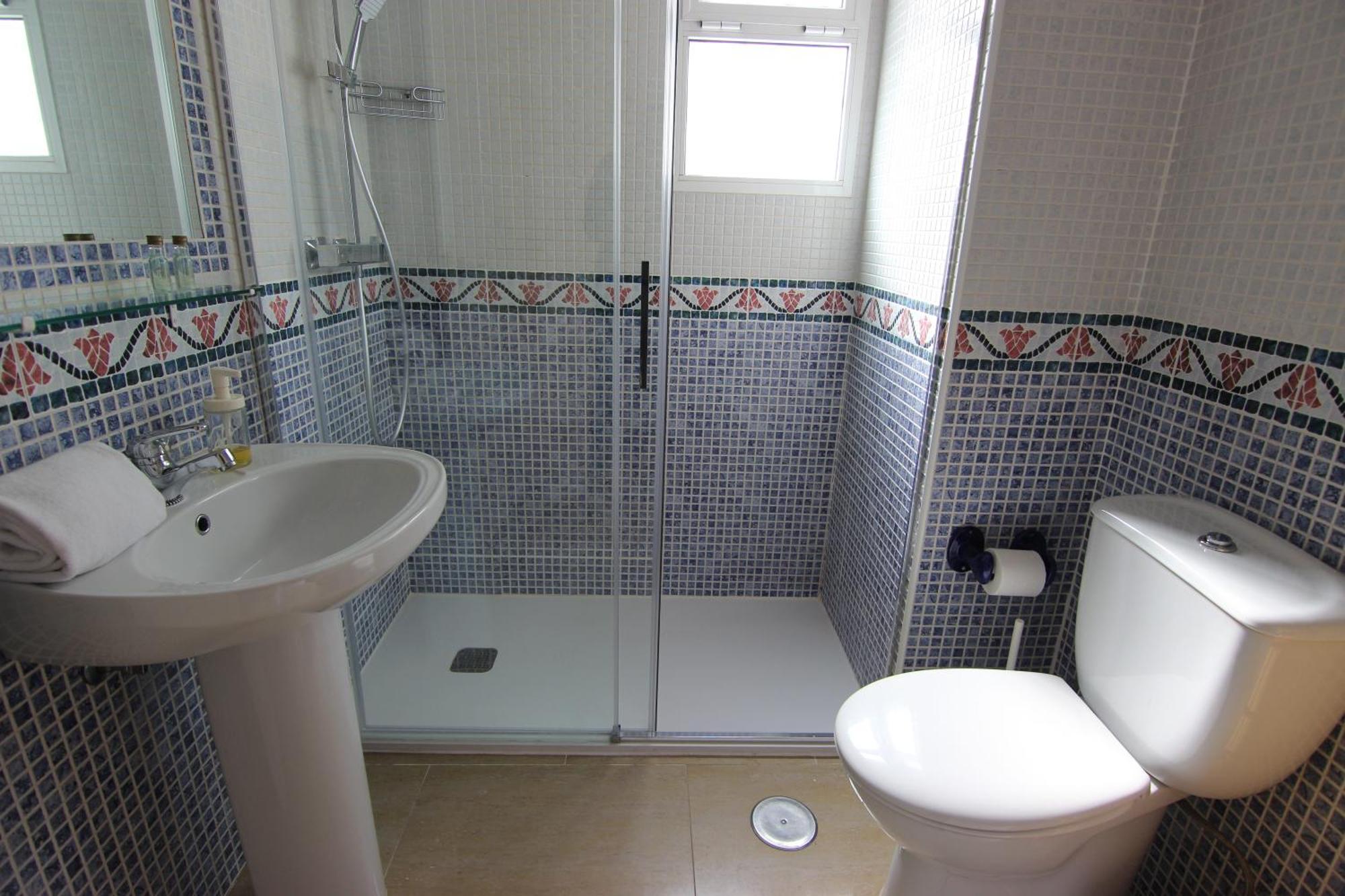 Rentalsevilla Espacioso Apartamento En La Alameda De Hercules Con Parking Ngoại thất bức ảnh